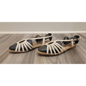 Zodiac Women's Misha Strappy Sandals size 7